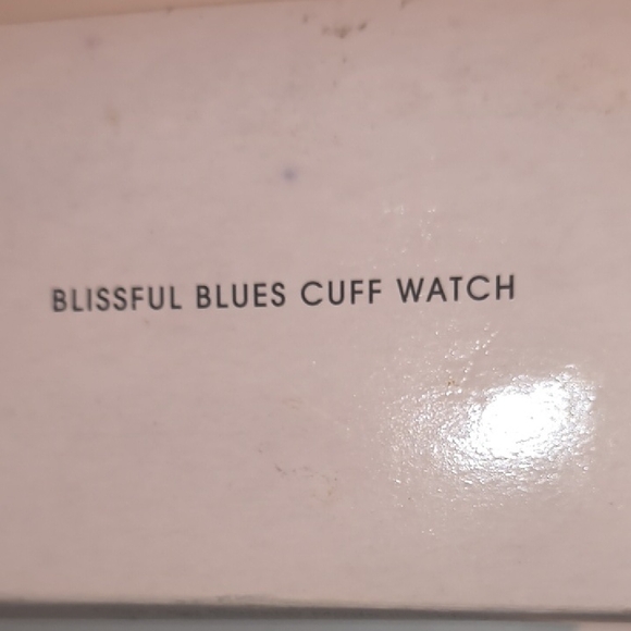 Avon Gold and Blue Women's Watch - Picture 5 of 5